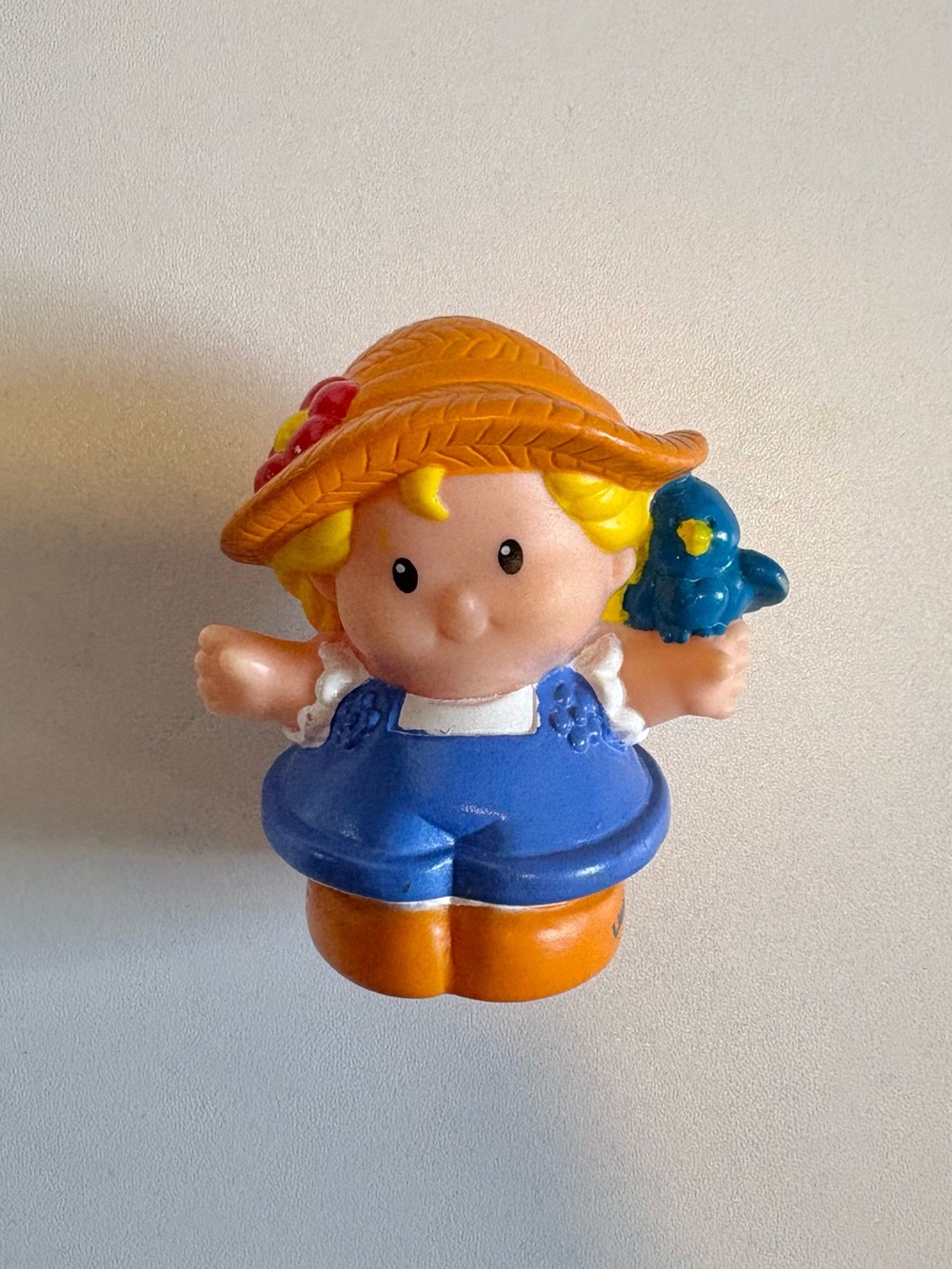⭐️ Fisher Price Little People Vintage Sarah Lynn Girl w/ Bluebird